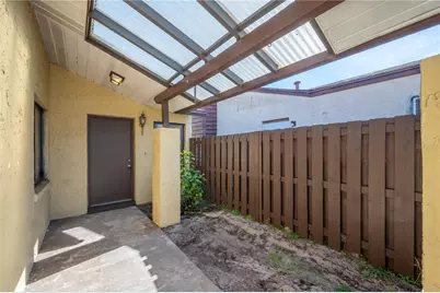 2038 Kings Crossing SW, Winter Haven, FL 33880 - Photo 5