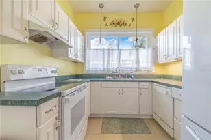 107 S 1st St, Haines City, FL 33844 - Photo 13