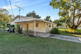 2632 Shadywood Pl, Lakeland, FL 33810 - Photo 3