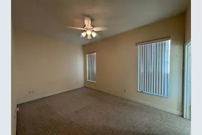 205 Lake Region Boulevard S, Winter Haven, FL 33881 - Photo 9