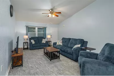 7040 Tamarind Drive, Lake Wales, FL 33898 - Photo 15