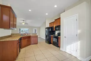 107 Mandolin Dr, Winter Haven, FL 33884 - Photo 9