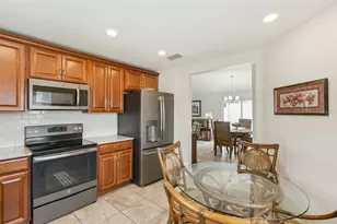 3342 Raleigh Dr, Winter Haven, FL 33884 - Photo 9