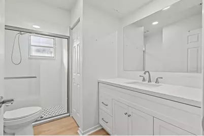 7233 56th Avenue N, Saint Petersburg, FL 33709 - Photo 19