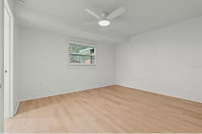 7233 56th Avenue N, Saint Petersburg, FL 33709 - Photo 17