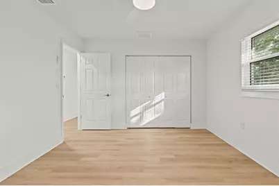 7233 56th Avenue N, Saint Petersburg, FL 33709 - Photo 23