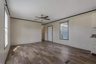 126 2nd St, Winter Haven, FL 33880 - Photo 11