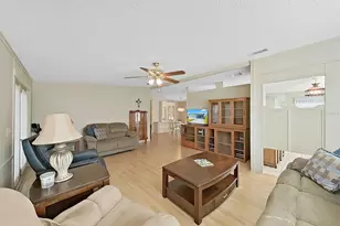 1723 Sherwood Hill Dr, Lakeland, FL 33810 - Photo 17