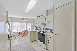 1723 Sherwood Hill Dr, Lakeland, FL 33810 - Photo 13