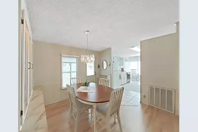 1723 Sherwood Hill Dr, Lakeland, FL 33810 - Photo 9