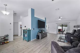 6922 Doehring Dr, Lakeland, FL 33810 - Photo 7