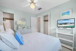 549 Sutton Pl, Longboat Key, FL 34228 - Photo 19