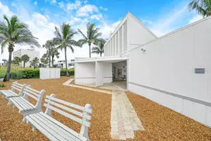 549 Sutton Pl, Longboat Key, FL 34228 - Photo 49