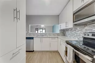 301 Orange Blossom Dr, Winter Haven, FL 33880 - Photo 5