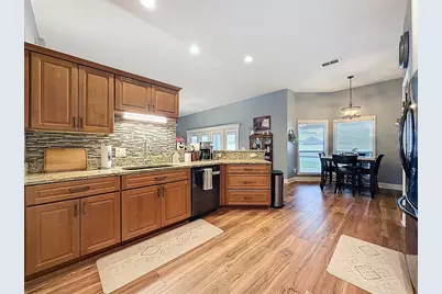 204 Bentley Oaks Boulevard, Auburndale, FL 33823 - Photo 11