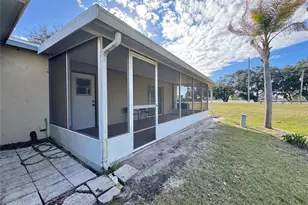 383 Winter Ridge Blvd, Winter Haven, FL 33881 - Photo 23