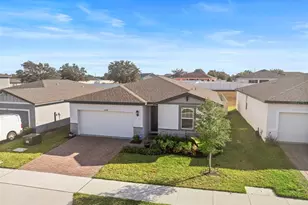 2409 White Tail St, Davenport, FL 33837 - Photo 13