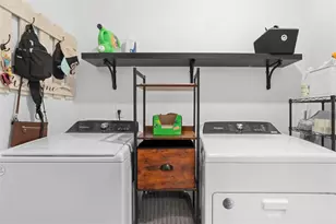 2409 White Tail St, Davenport, FL 33837 - Photo 31