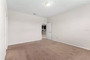 8933 Hinsdale Heights Dr, Polk City, FL 33868 - Photo 17