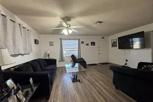 147 Evergreen Dr, Lake Wales, FL 33898 - Photo 5