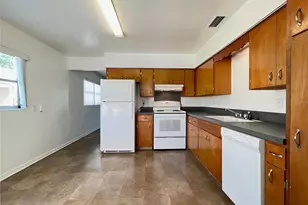 696 Avenue C SE, Winter Haven, FL 33880 - Photo 9