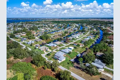 101 Bougainvillea Street NE, Lake Placid, FL 33852 - Photo 7