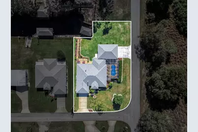 101 Bougainvillea Street NE, Lake Placid, FL 33852 - Photo 3