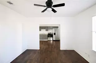 608 Dundee Rd, Dundee, FL 33838 - Photo 9