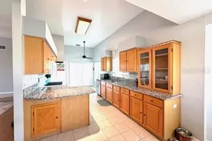 422 Harbourview Dr, Haines City, FL 33844 - Photo 11