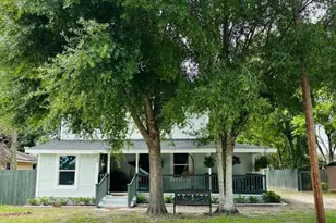 208 Weaver Ave, Lake Wales, FL 33853 - Photo 3