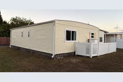 530 Sun Up Street, North Fort Myers, FL 33917 - Photo 11