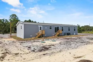 2436 Edwin St NE, Winter Haven, FL 33881 - Photo 7