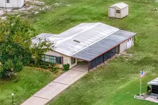 247 Hickory Ridge Dr, Sebring, FL 33876 - Photo 5