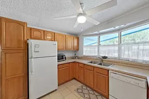 1811 Fox Hill Dr, Lakeland, FL 33810 - Photo 11