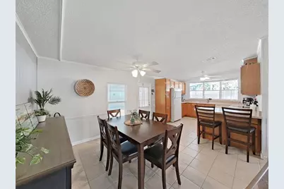 1811 Fox Hill Dr, Lakeland, FL 33810 - Photo 9