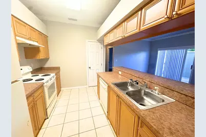 1704 Eagle Pond Drive #1704, Winter Haven, FL 33884 - Photo 5