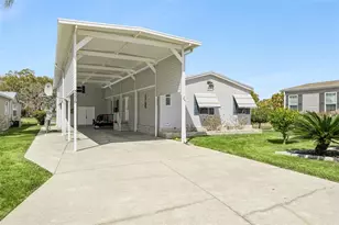 5226 Island View Cir N, Polk City, FL 33868 - Photo 1