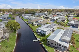 5226 Island View Cir N, Polk City, FL 33868 - Photo 49