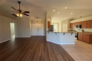 4639 Great Blue Heron Dr, Lakeland, FL 33812 - Photo 5