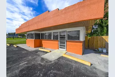 409 Martin Luther King Boulevard NE, Winter Haven, FL 33881 - Photo 3