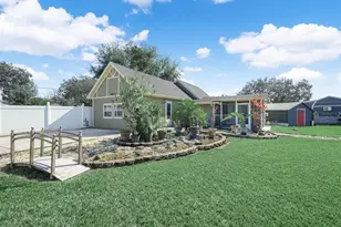 607 Acacia Walk, Lake Wales, FL 33898 - Photo 1