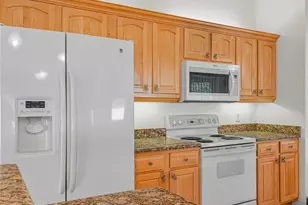 528 Greenway Dr, Lake Wales, FL 33898 - Photo 9