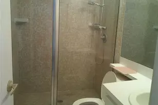 1084 Meadowood Pointe Rd, Lakeland, FL 33811 - Photo 9