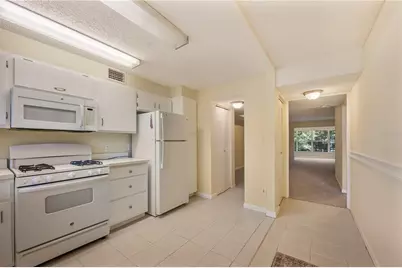 400 El Camino Drive #204, Winter Haven, FL 33884 - Photo 5