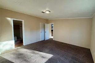 5676 Cherry Tree Dr, Lakeland, FL 33811 - Photo 13