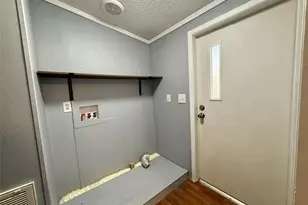 5676 Cherry Tree Dr, Lakeland, FL 33811 - Photo 11