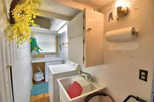 4056 Rolling Oaks Dr, Winter Haven, FL 33880 - Photo 9