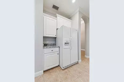 8107 Lake James Boulevard, Lakeland, FL 33810 - Photo 9