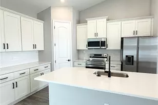 4645 Boston St, Sebring, FL 33872 - Photo 3