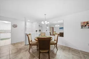 689 Lake Howard Dr NW, Winter Haven, FL 33880 - Photo 19